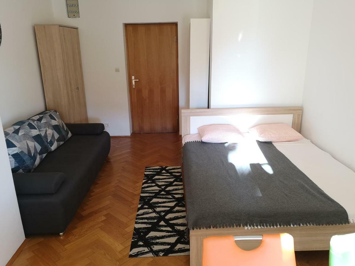 Cerco Appartement Lovran Buitenkant foto